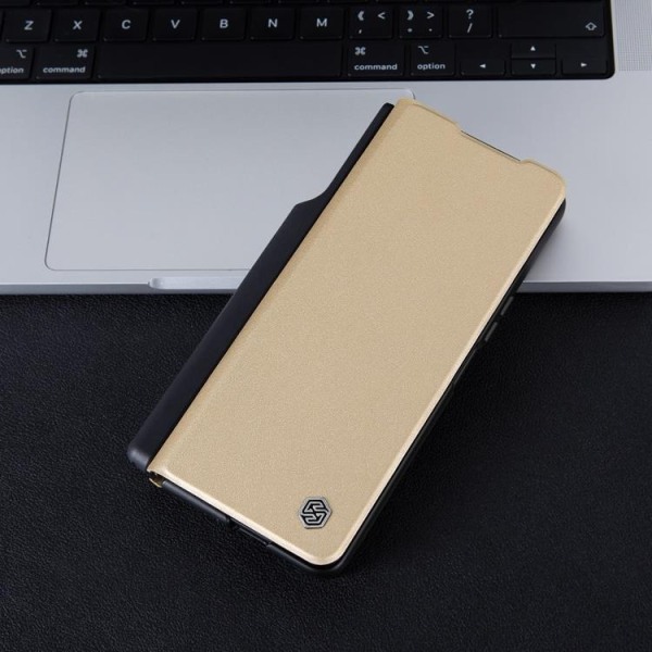 Nillkin Galaxy Z Fold 5 -lompakkokotelo Qin Pro -nahkaa - kultaa