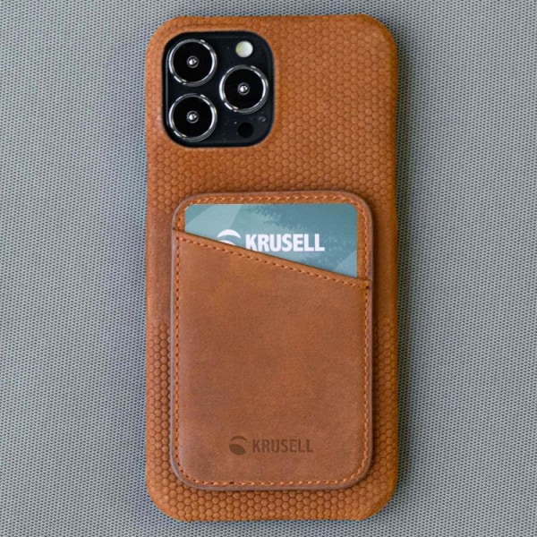 Krusell Magnetic MagSafe -korttipidike iPhonelle - konjakki