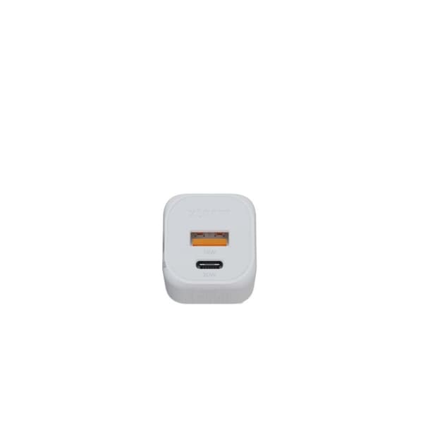 Xtorm 20W GaN2 Ultra Hemladdare USB-C PD/USB-A Vit