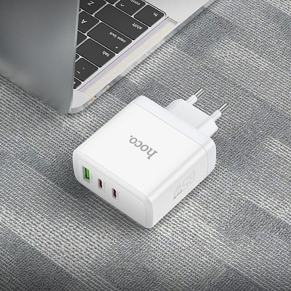 Hoco Väggladdare 2 x Type C + USB A 65W GaN - Vit