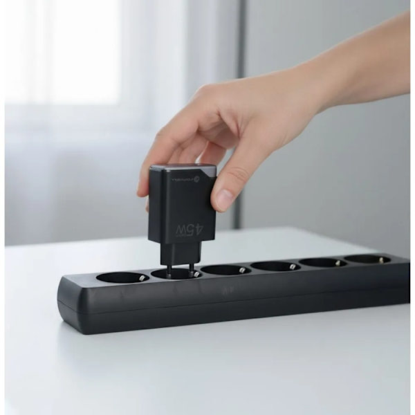 Forcell Hurtigoplader USB C til USB A 45W GaN III PD 3A - Sort Svart