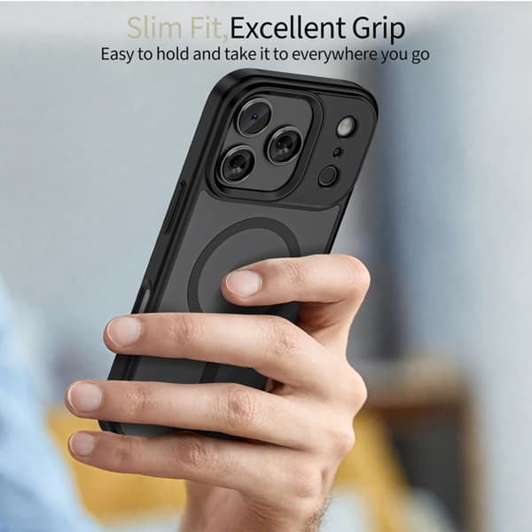 Tech-Protect Mobilskal till iPhone 18 Pro Max/17 Pro Max Magsafe Matte - Svart Svart