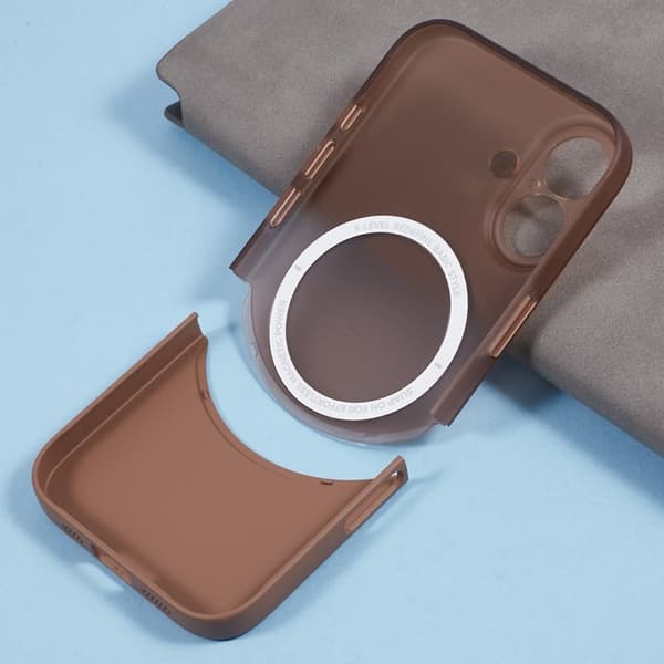 X-LEVEL Mobilskal till iPhone 16 MagSafe Matt Anti-Drop Guld
