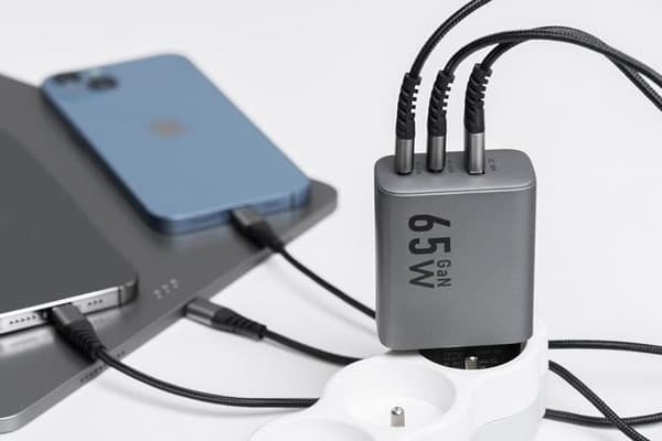 Forcell F-Energy GaN Väggladdare 65W 2xUSB-C 1xUSB-A VT-42B - Grå Grå