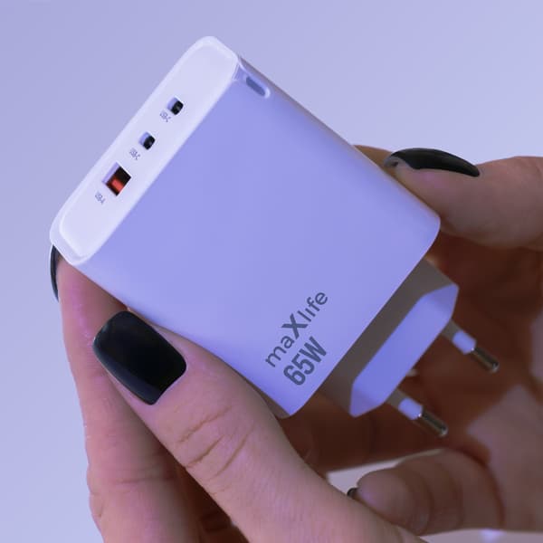 iPhone 18/17/116/15 kompatibel 65W Snabbladdare PD 2XUSB-C + USB Vit