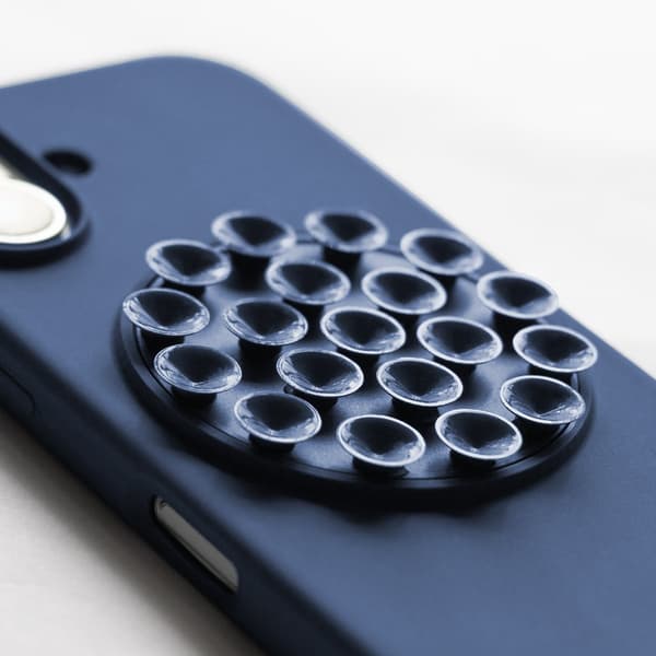 iPhone 17 Pro Max / iPhone 18 Pro Max - Silikonskal med Sugpropp - Blå Blå