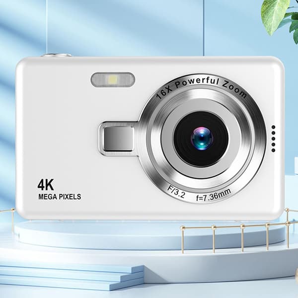 4K digitalkamera sølv med 64 GB kort og OTG-adapter