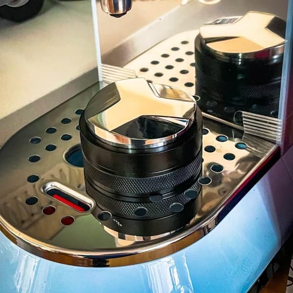 Kaffedispenser/nivelleringsværktøj, Kaffedispenser 51 mm, Kaffedistributionsværktøj