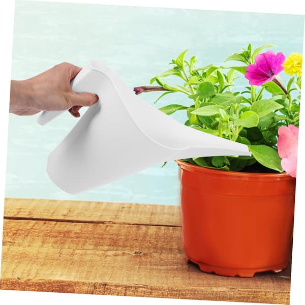 Ergonomisk vandkande lang tud stor kapacitet til udendørs indendørs planter plast
