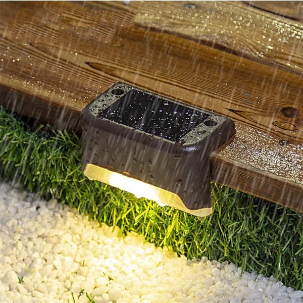 16 stk. Vanntette solcellelamper for terrasse, trapper, gjerde, hage, uteplass og gangvei Black Warm light
