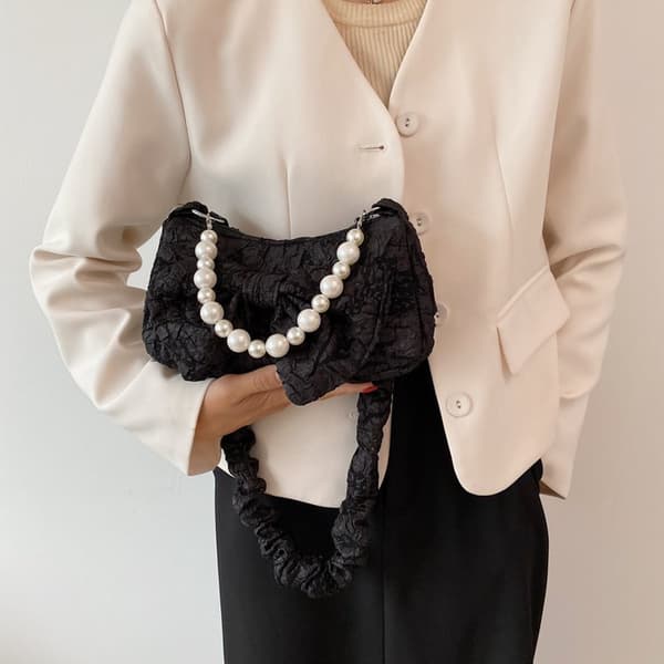 Elegant dameclutch for spesielle kvelder
