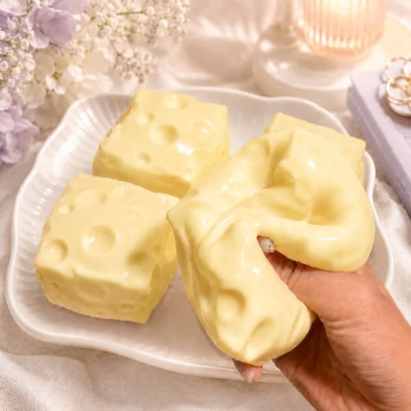 2-pack ostklämleksak, mjuk formbar utan återfjädring, vaselinfylld ostfidgetleksak, sensorisk skrivbordsleksak, rolig nyhetspresent - grädde 2 Pack/Cream Yellow