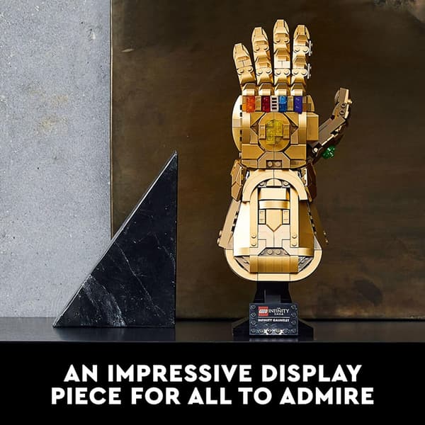 Valaistus-LED Infinity Gauntlet -rakennuspalikkamalliin - ei sisälly mallisarjaan.