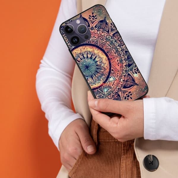2 stk fargerike Mandala iPhone 15 beskyttelsesdeksler, moderne iPhone 15 Pro Max deksel til iPhone 15 Plus Pro Max Black iPhone 15