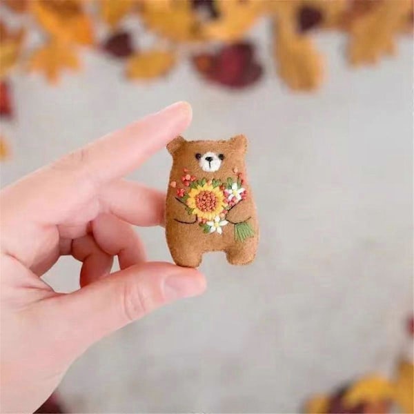 Liten Lomme-Klem Bukett Bjørn, Søt Blomster Miniatyr Bukett Bjørn, Gave til Venner Eksamen Dag Brun