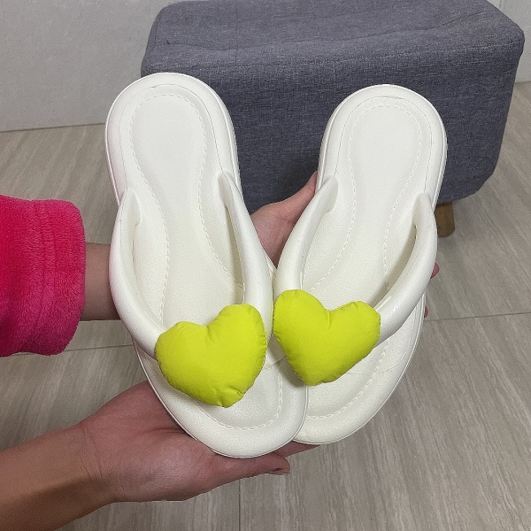 Regnbågsfärgade Flip Flops Dam Ytterkläder Sommar Hjärta Strand Sandaler Mjuka Sulor Tofflor Inomhus Paltform EVA Damskor Tofflor Yellow--A 40-41(25-25.5CM)