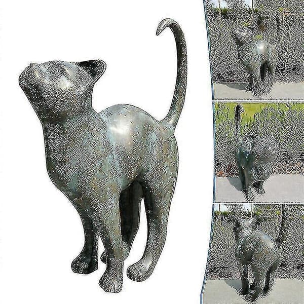 Vacker kattstaty med rundad rygg, trädgårdsdekor, harts, utomhus, gräsmatta, gårdsskulptur