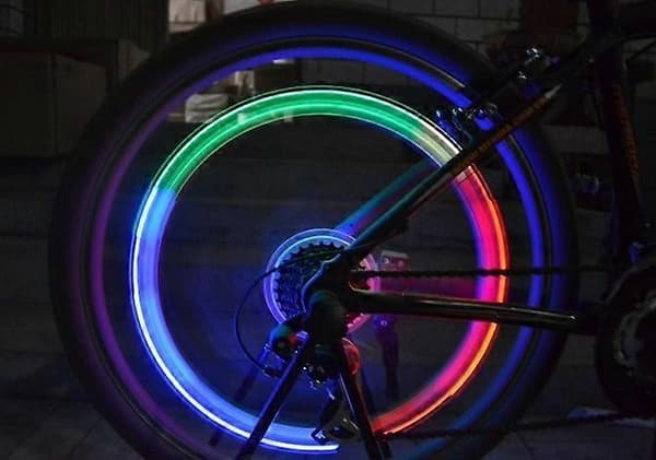 8 stk LED-sykkelhjullys, eikerlys og dekkventillys for sykkel