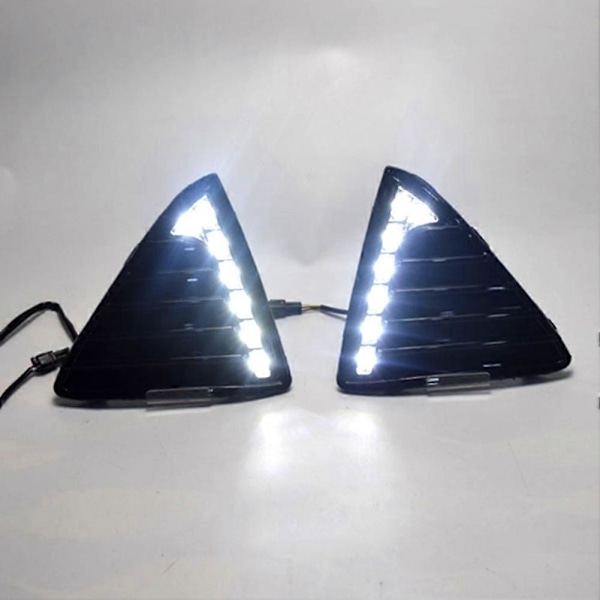 Bil Dagslys DRL LED Tåkelysdeksel med Gule Blinklysfunksjoner for Focus 3 MK3 2012-2015
