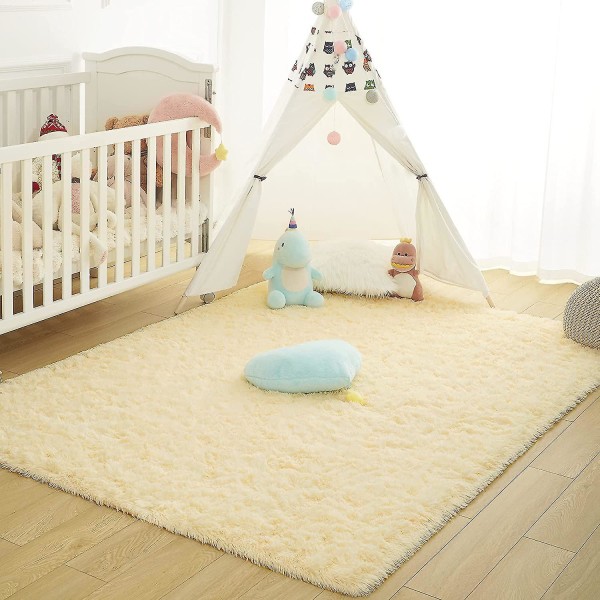 Tflycq Mjuka fluffiga mattor kompatibla med sovrum barnrum plysch lurvig barnkammar matta lurviga kastmattor kompatibla med pojkar flickor, studentboende Beige 1.3 *2 Feet