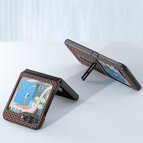 Lyxigt texturerat fodral med stativ i äkta kohudläder + PC-skal för Samsung Galaxy Z Flip5 5G Espresso