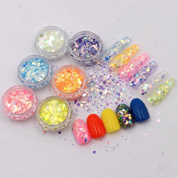 6 Lådor/Set Nagelbitar Självlysande Försköna Naglar ABS Mode DIY Manikyr Ljusande Paljetter för Skönhet QinHai