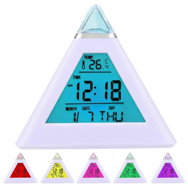 7 LED Pyramidi Väriä vaihtava Digitaalinen Herätyskello