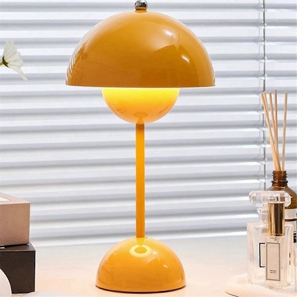 Sopp Blomsterknopp Oppladbare LED Bordlamper Skrivebord Nattlampe for Soverom Nattlys Enkel Moderne Dekorasjon Rød