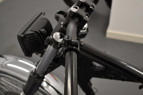 2 st Motorcykel Backspegelfäste för Styre med 8 mm Gänga, Adapter för Montering av Backspegel