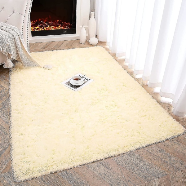 Tflycq Mjuka fluffiga mattor kompatibla med sovrum barnrum plysch lurvig barnkammar matta lurviga kastmattor kompatibla med pojkar flickor, studentboende Beige 1.3 *2 Feet