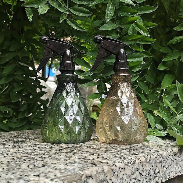 2 st sprayflaskor, 500 ml/17 oz tomma vattensprayflaskor, återanvändbara justerbara dimsprutflaskor i plast, påfyllningsbara behållare för rengöring