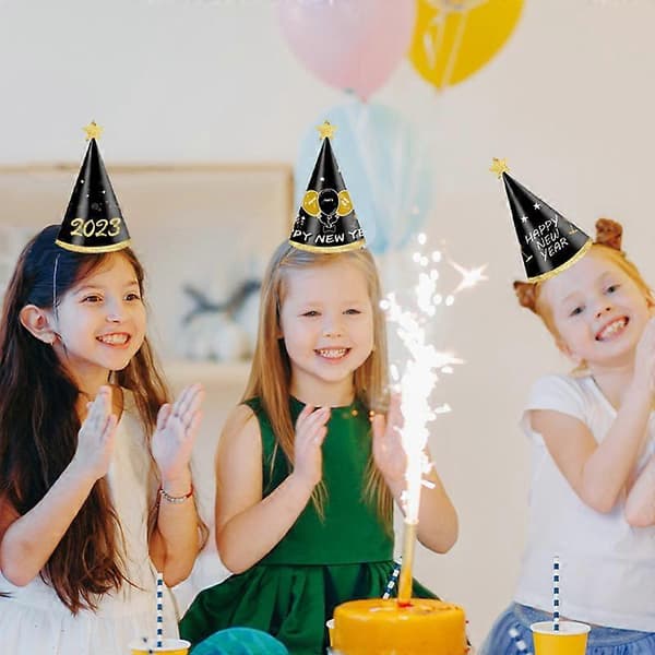 12 stk Godt Nyttår Kronehatter 2023 for Voksne og Barn