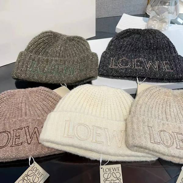 Vinterlue i strikket ull for menn og kvinner - varm studentlue i grått grey One size LOEWE