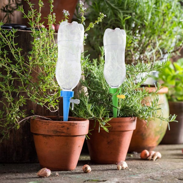 12 automaattista tippukastelujärjestelmää kasviesi hoitoon 12PCS