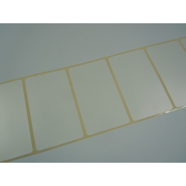 240 ST HVITE ETIKETTER 70x40mm  POLYESTER (ETR7040PE) white