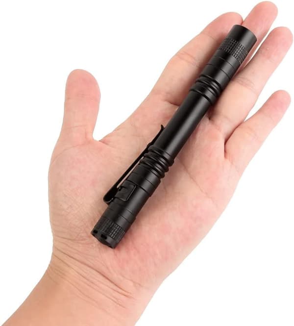 2-pakning taktiske LED-pennelys med klips [JUN]