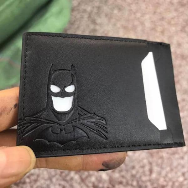 Batman-nahkalompakko korttipidikkeellä