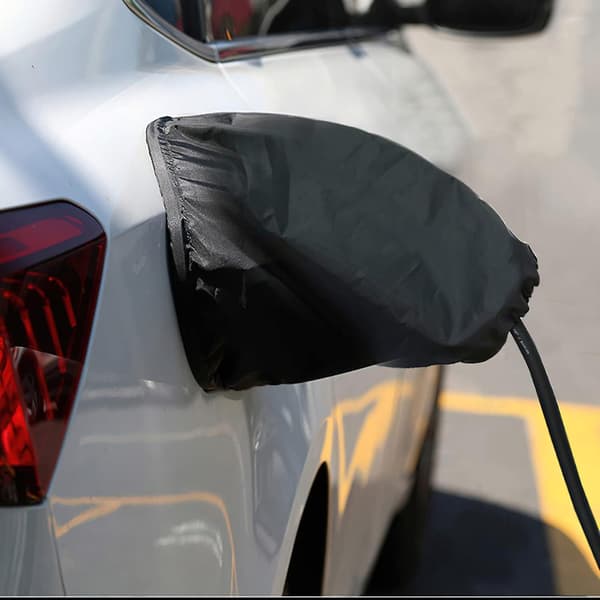 Vanntett magnetisk ladeportdeksel for elektriske biler [JUN]