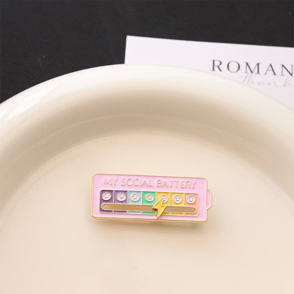 Rolig Social Batteribrosch för 7 Dagar - 4-pack[JUN] 1pc White + Black + Pink + Orange