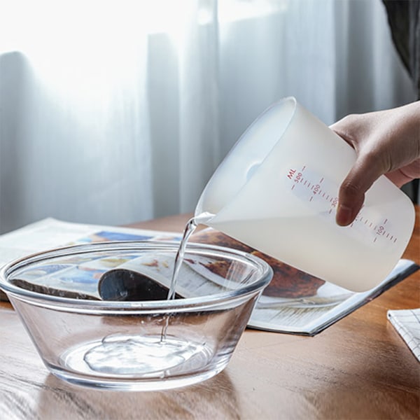 Transparent Mjuk Silikon Mätkopp Visuell Halvtransparent Mjölkkopp (500ml)