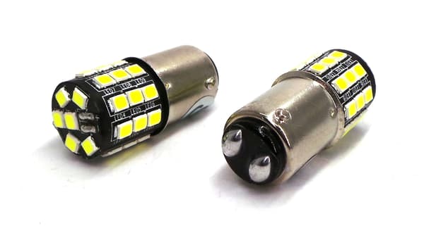 2 st LED-lampor BA15D 12-18V 1100lm CANBUS vit