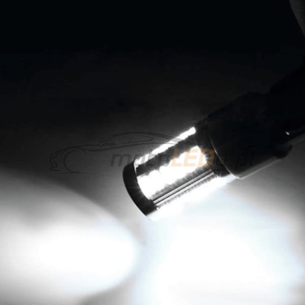 2 kpl LED-lamppu 3157 12V 1300lm CANBUS