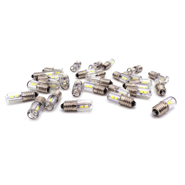 6 kpl LED-lamppu E10 6V 4W 300lm