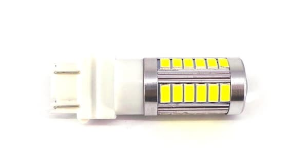 2 kpl LED-lamppu 3157 12V 1300lm CANBUS