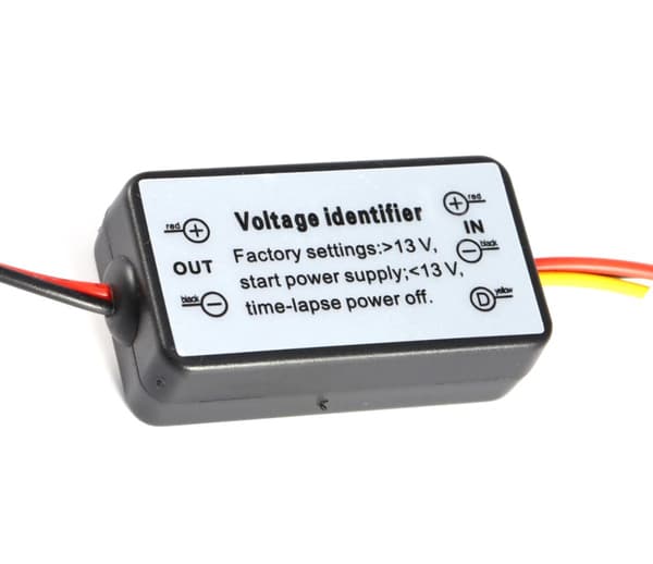 Automaattiset päiväajovalot DRL