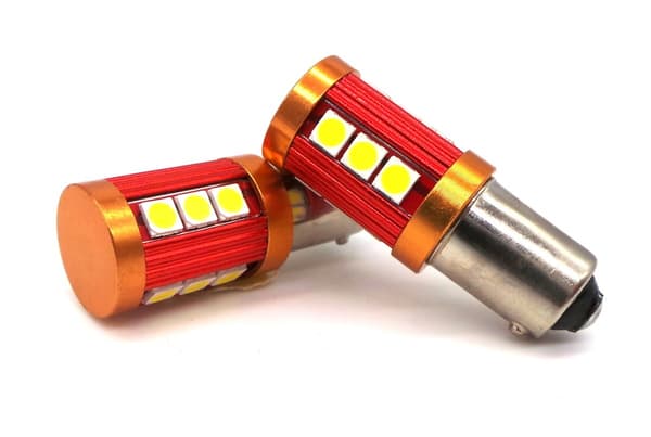 2 st LED-lampor BAY9S 12-18V CANBUS 800lm stark