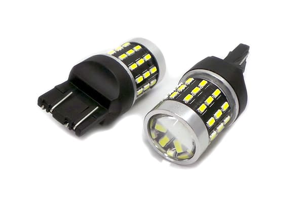 2 st LED-lampor 7443, W21/5W 12-24V CANBUS 1800lm vit lins