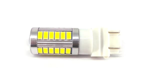 2 kpl LED-lamppu 3157 12V 1300lm CANBUS