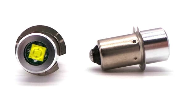 2 st LED-lampor PX13.5, P13 3-6V för ficklampor