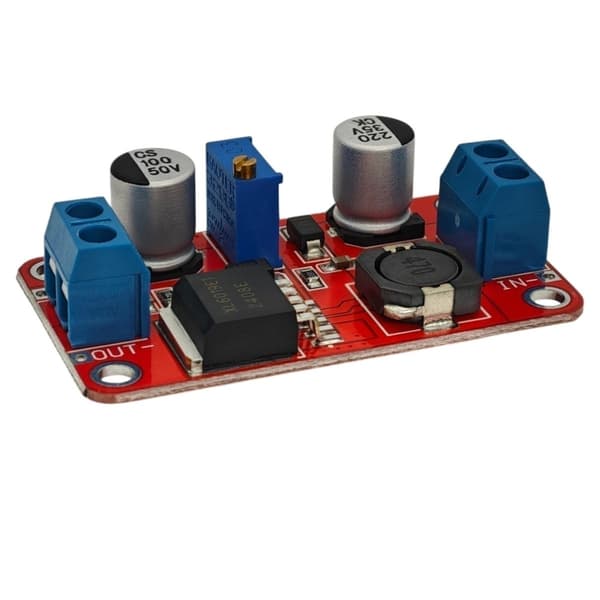 2 kpl 6V - 12V, 3A boost-muunnin